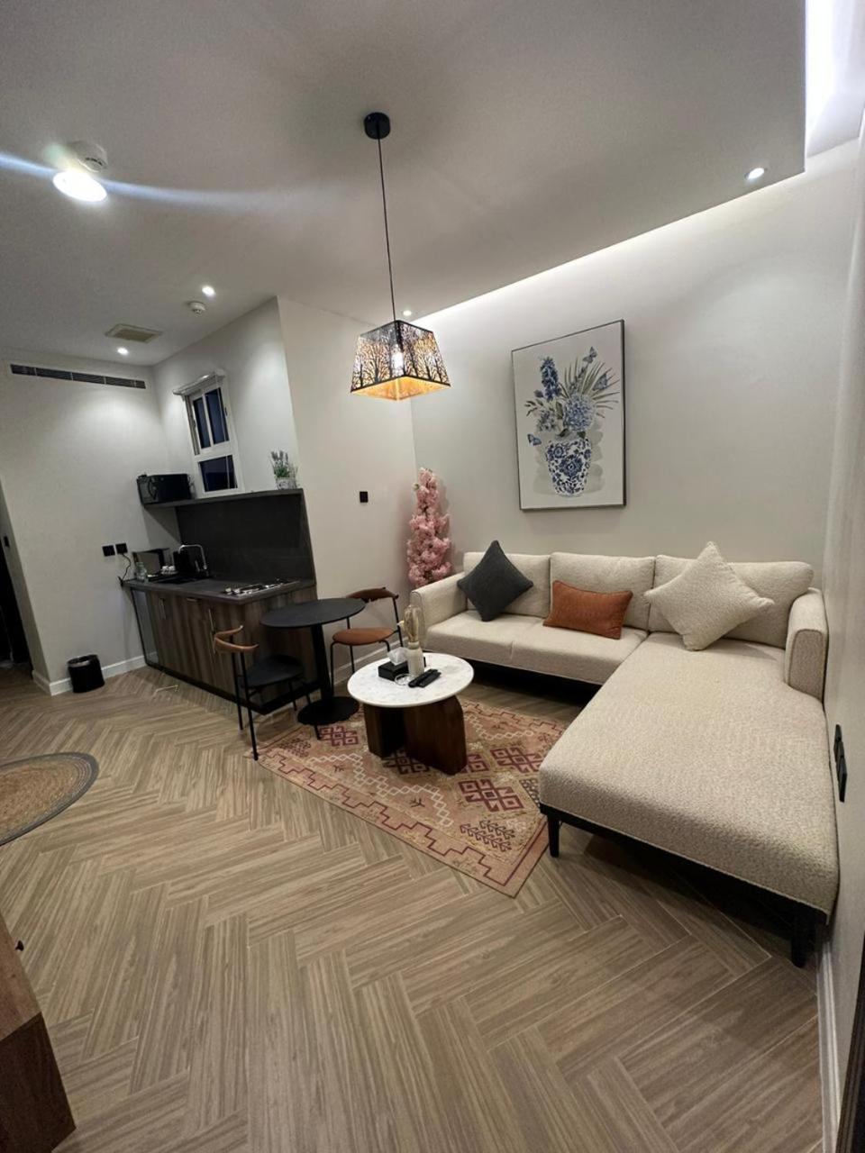 ال متعب سويتس المرسلات Aparthotel Riyadh Exterior photo