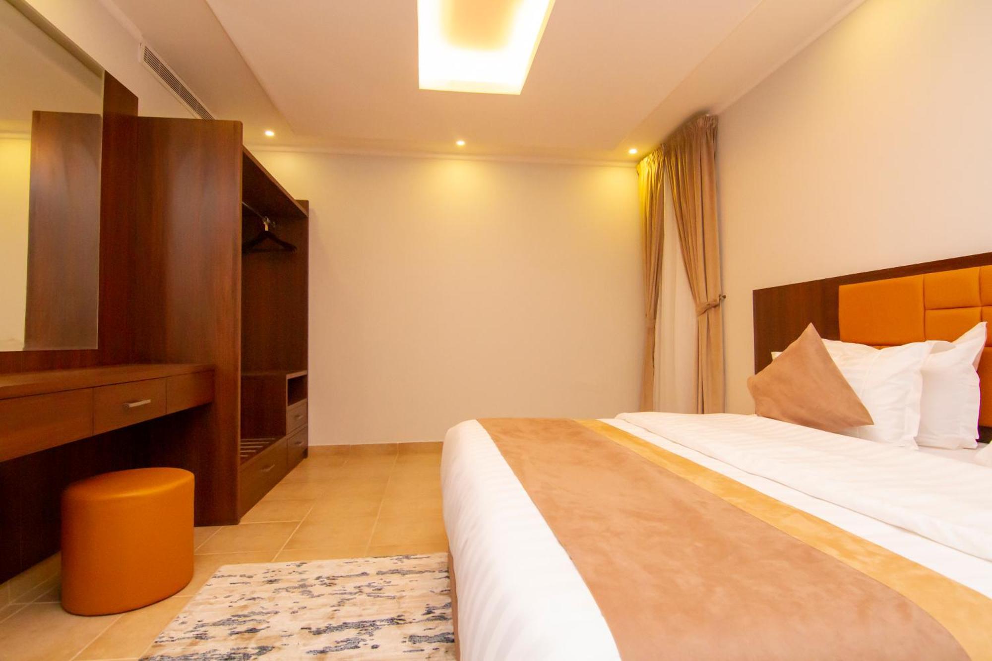 ال متعب سويتس المرسلات Aparthotel Riyadh Exterior photo